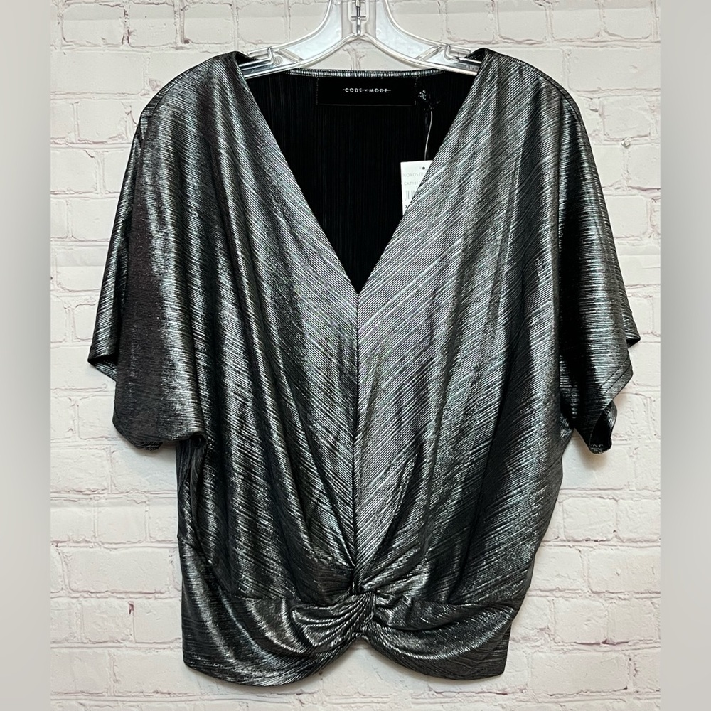 Code x Mode Metallic Foil Twist Hem Top